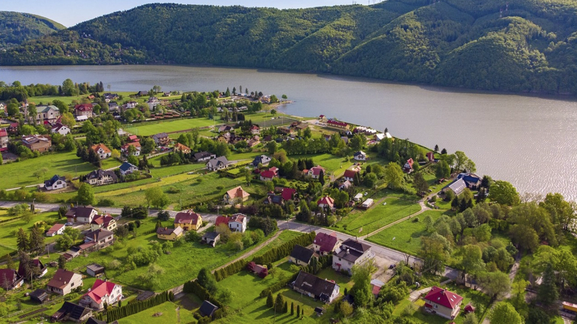 Widok na Jezioro Międzybrodzkie